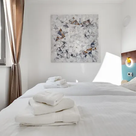 Apartman Tres Fenestras - Free Private Garage Parking