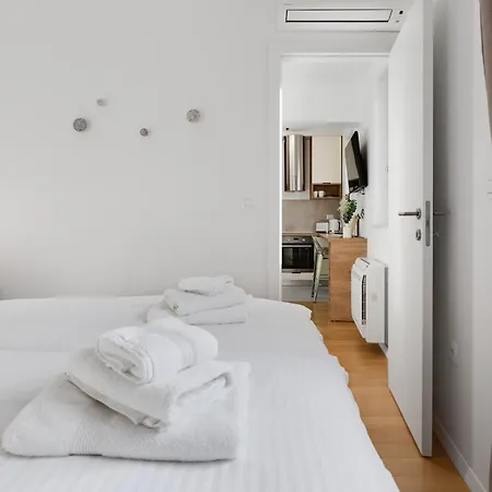 Tres Fenestras - Private Parking Zadar