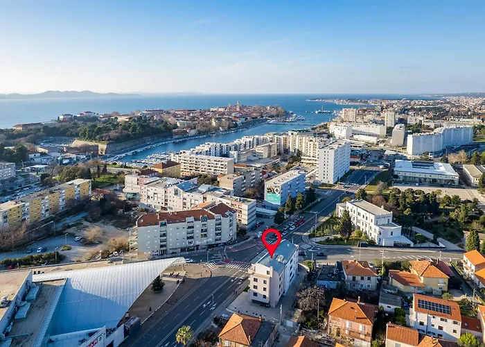 Tres Fenestras - Private Parking Lägenhet