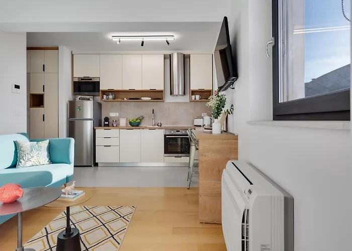 Tres Fenestras - Private Parking *